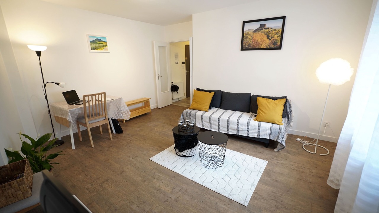 Photo of Livingroom in Issoire