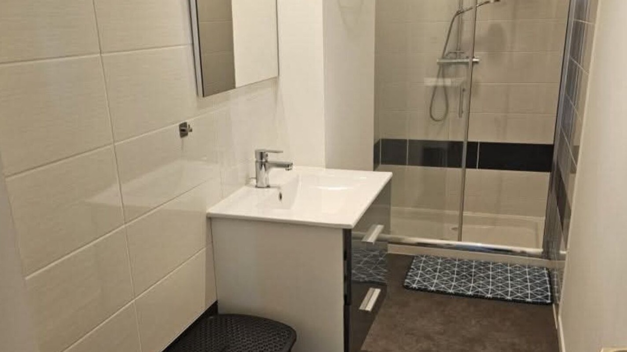 Photo of Bathroom in Uxegney