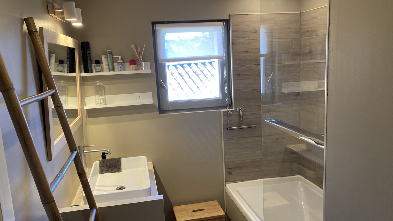 Photo of Bathroom in Bedoin
