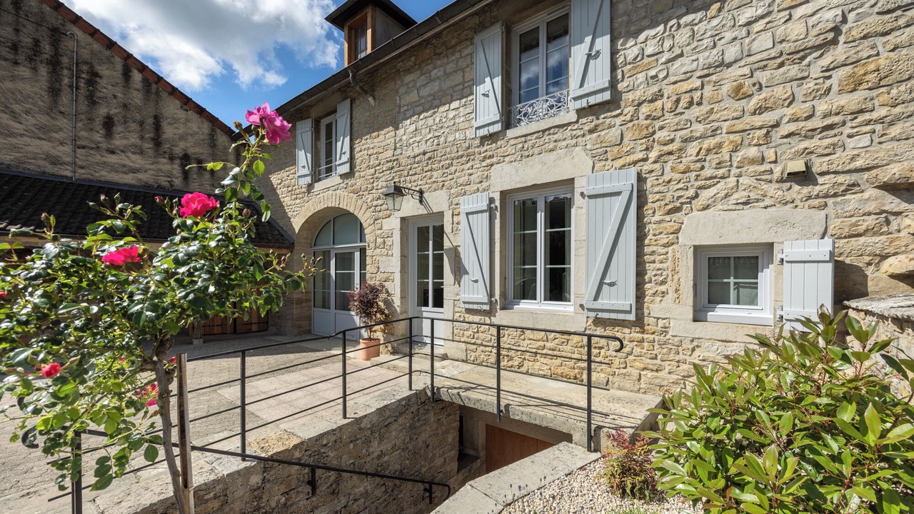 Photo of Outdoor in Voiteur