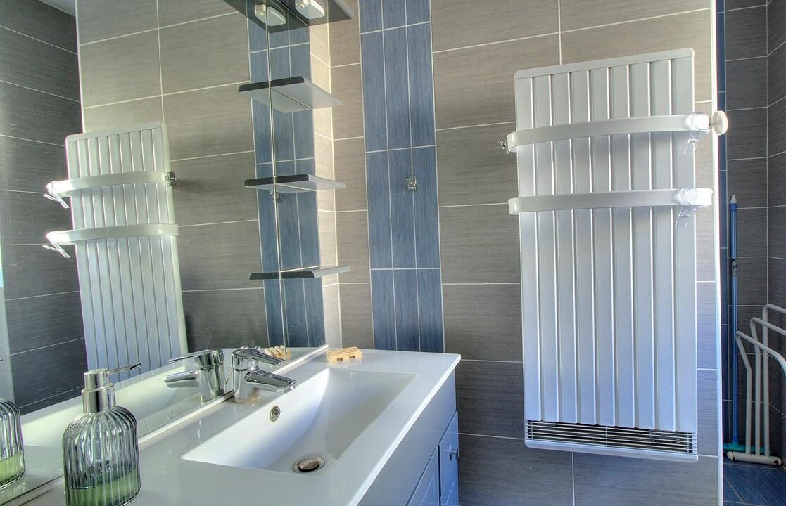 Photo of Bathroom in Haute-Rivoire