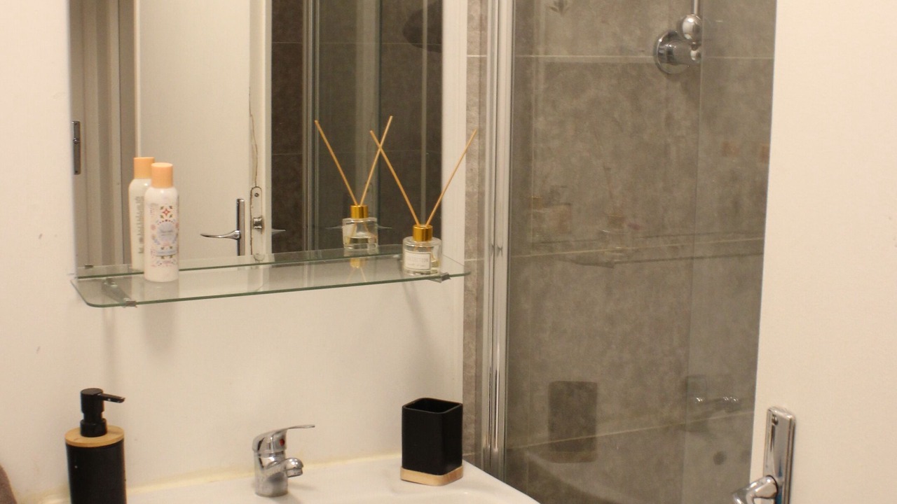 Photo of Bathroom in Courcouronnes