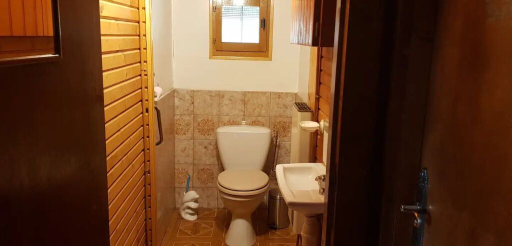 Photo of Bathroom in Saint-Martin-du-Puy