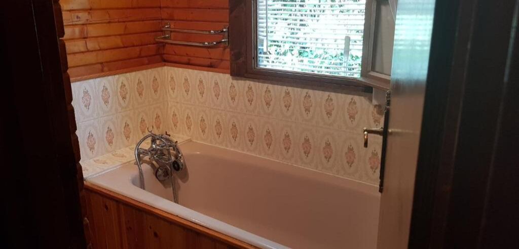 Photo of Bathroom in Saint-Martin-du-Puy