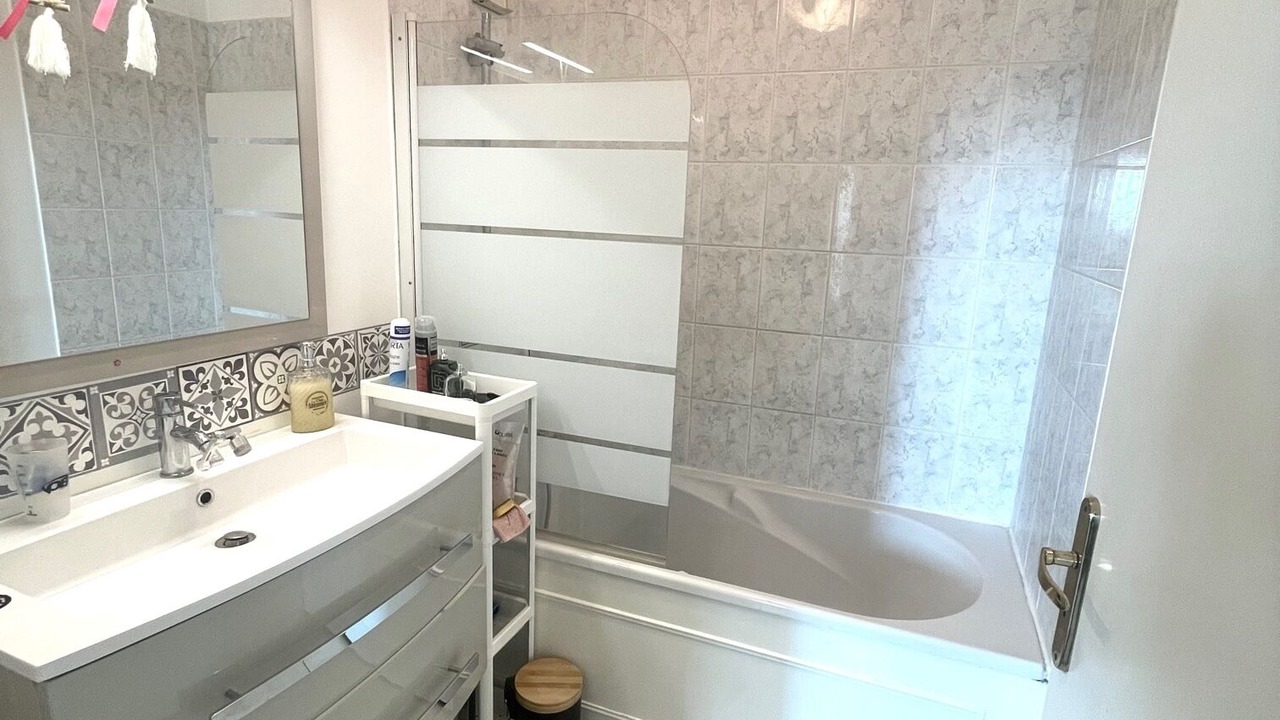 Photo of Bathroom in Saint-Jean-Baptiste
