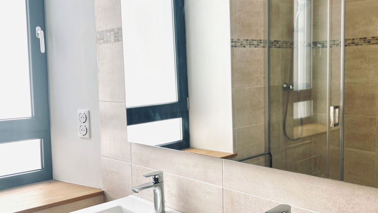 Photo of Bathroom in Saint-Claude