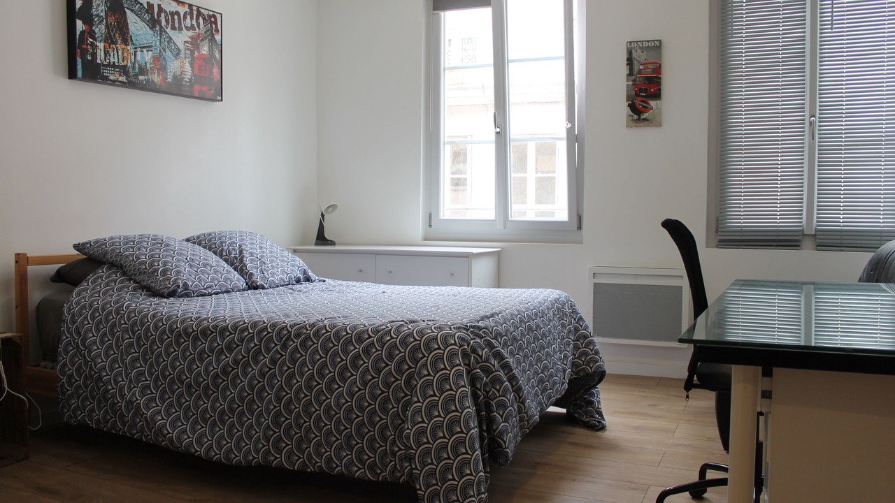 Photo of Bedroom in Besancon Old Town