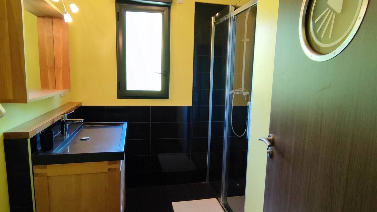 Photo of Bathroom in Montelimar