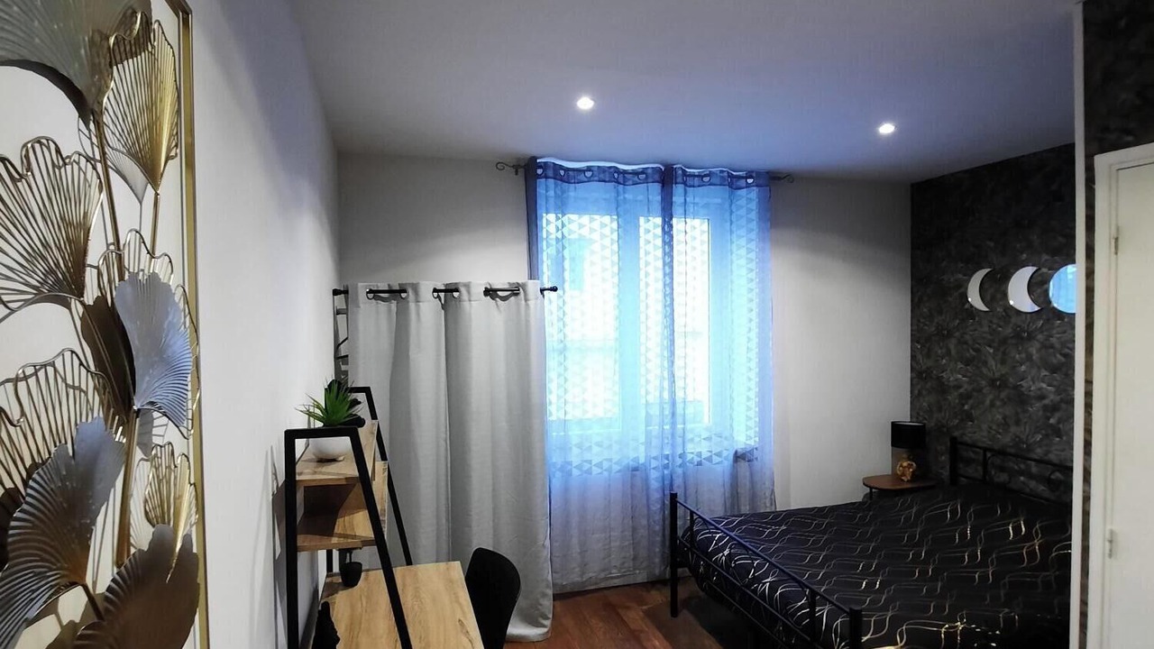 Photo of Bedroom in Vesoul