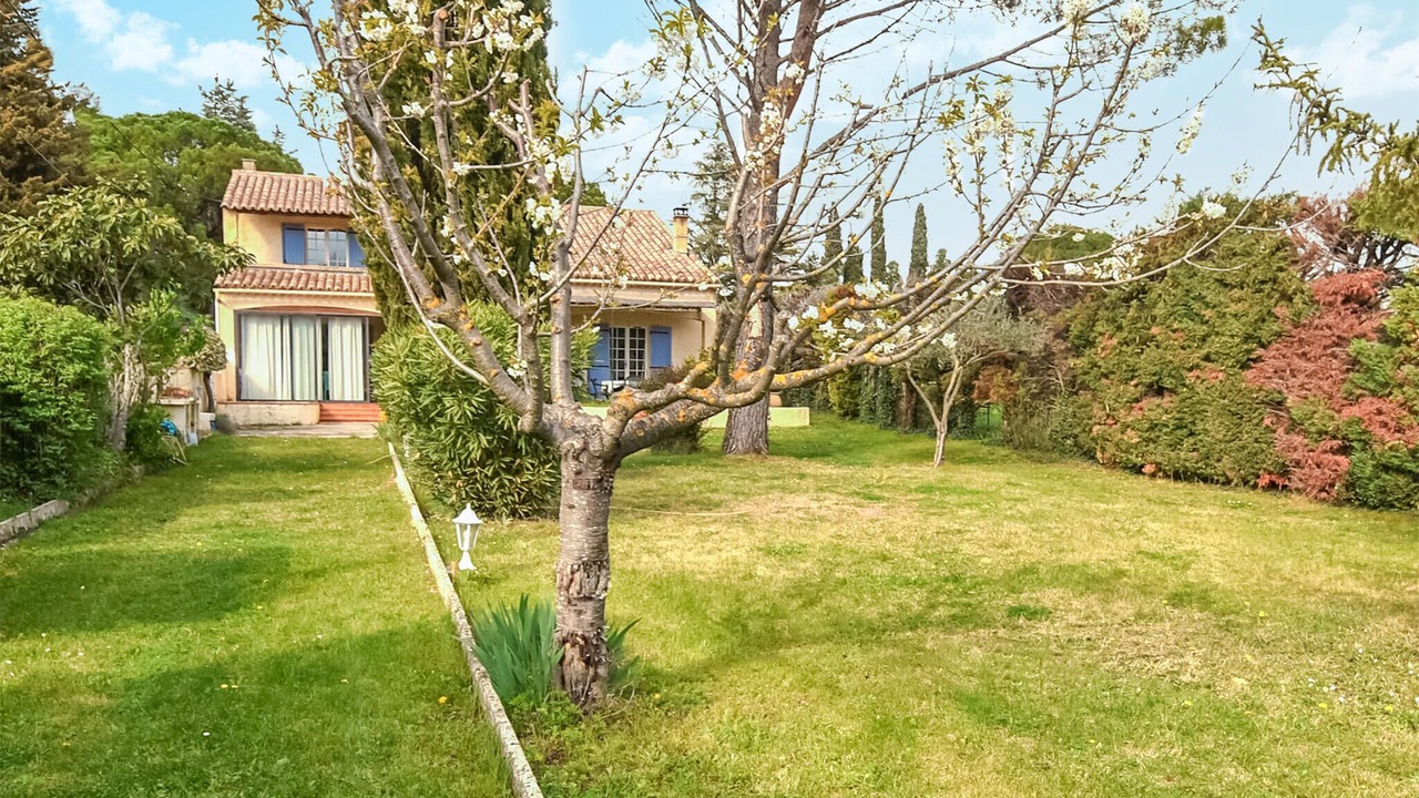 Photo of Others in Loriol-du-Comtat