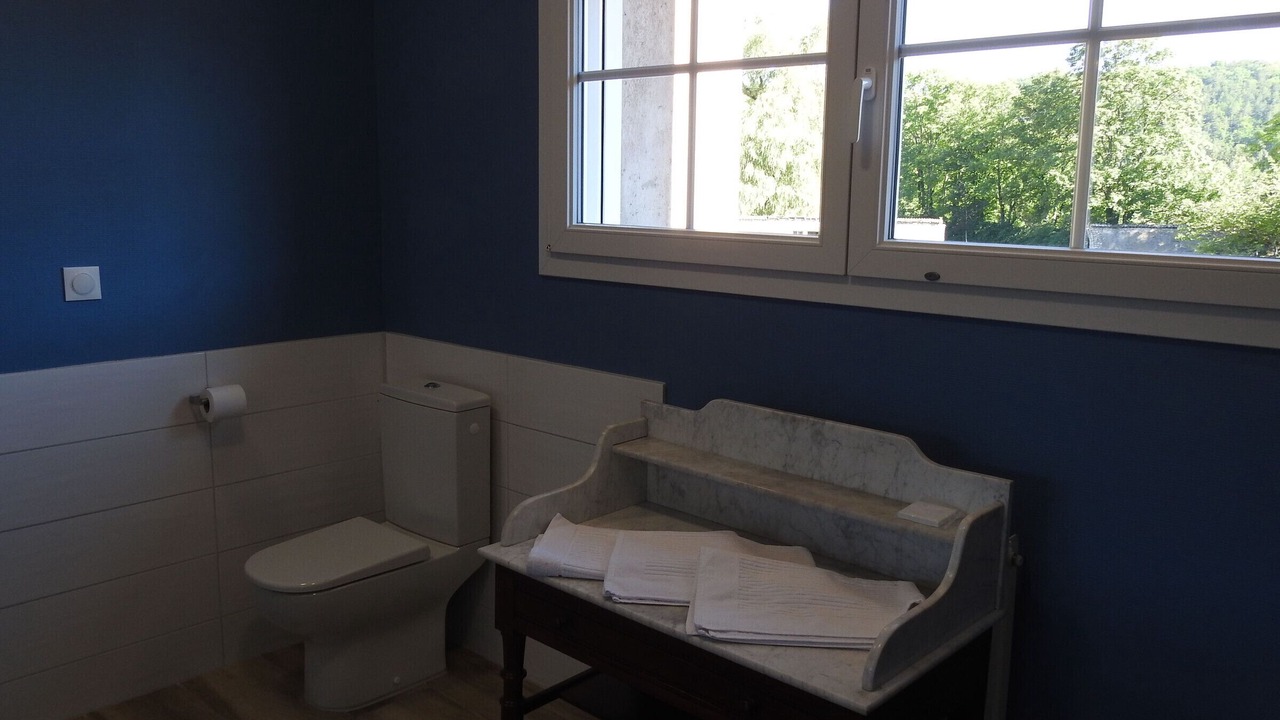 Photo of Bathroom in Roches-Bettaincourt