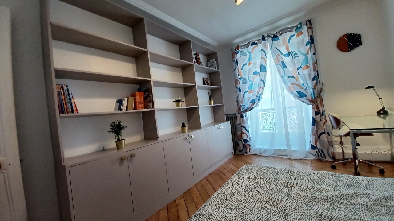 Photo of Bedroom in Notre-Dame-des-Champs