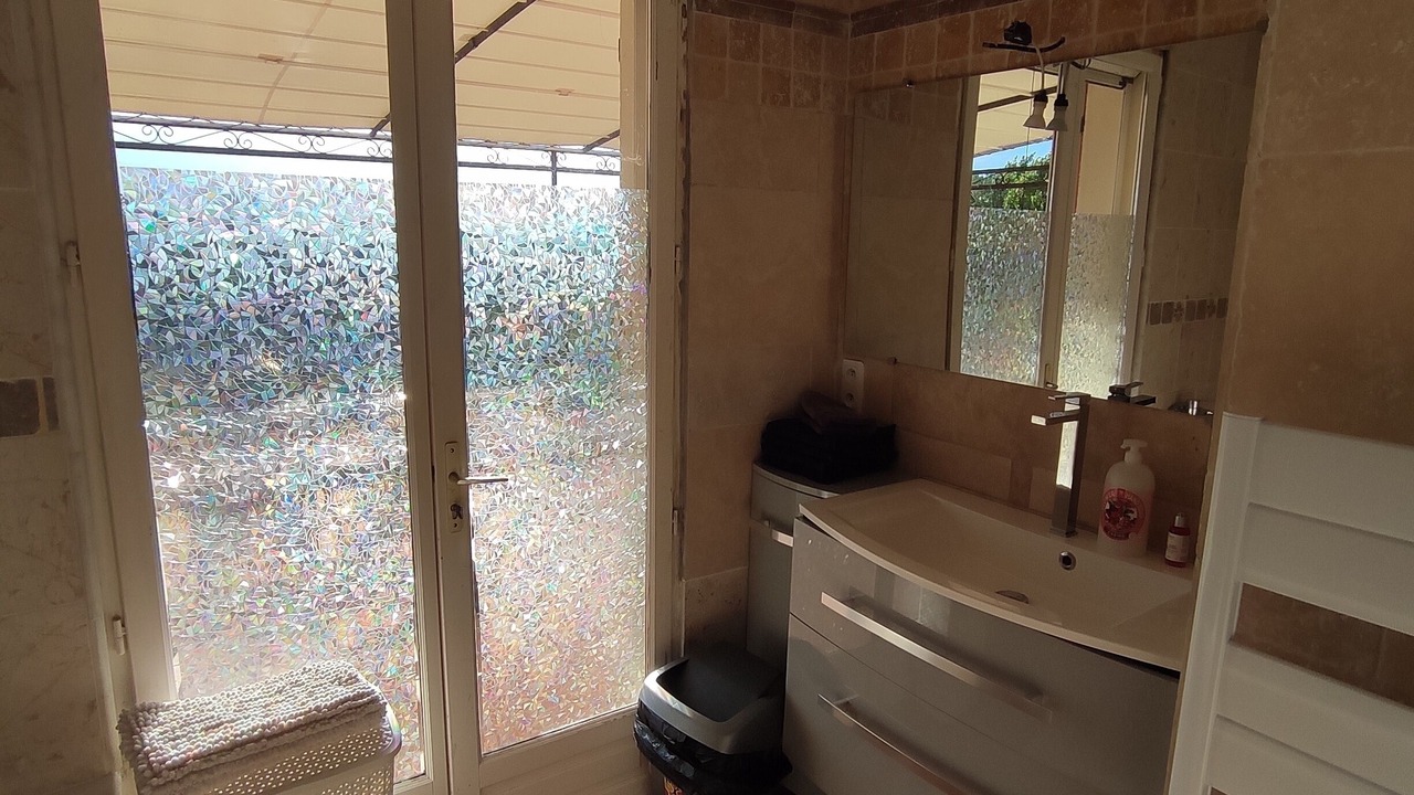 Photo of Bathroom in Colonzelle