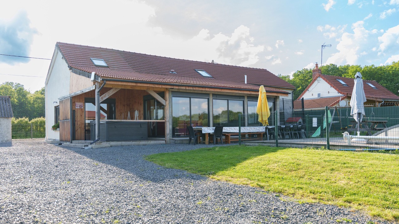 Photo of Outdoor in Savigny-Poil-Fol
