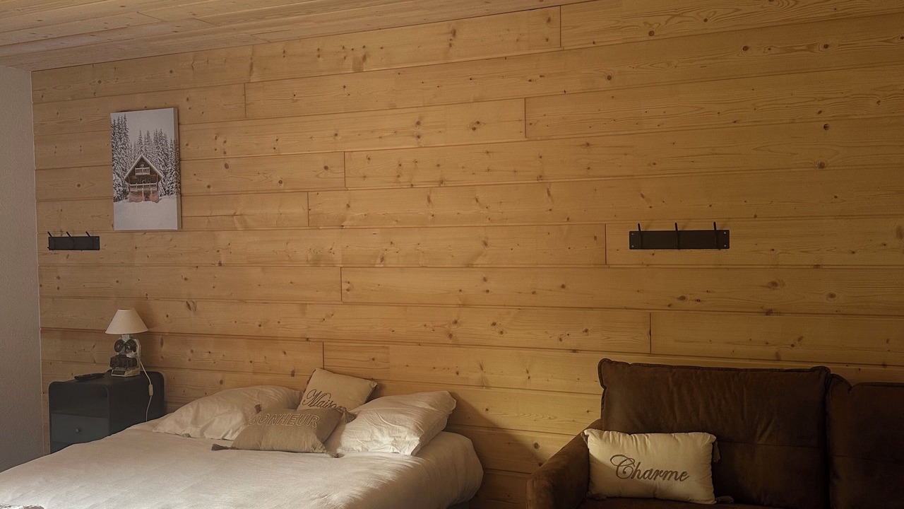 Photo of Bedroom in Les Hopitaux-Neufs