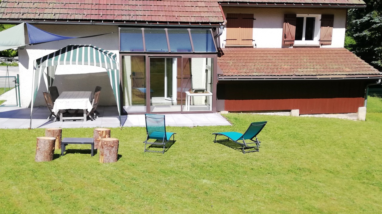 Photo of Outdoor in Premanon