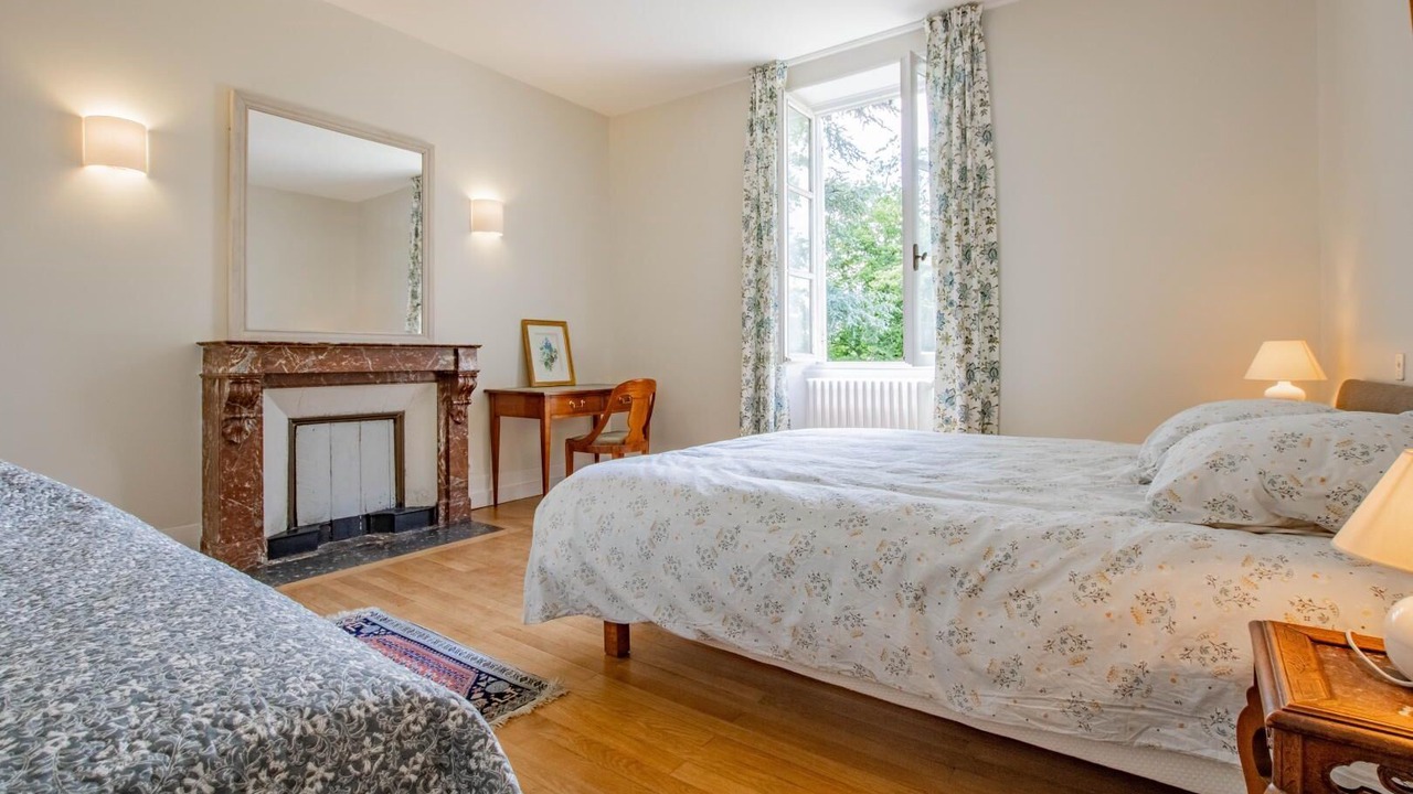 Photo of Bedroom in Aze