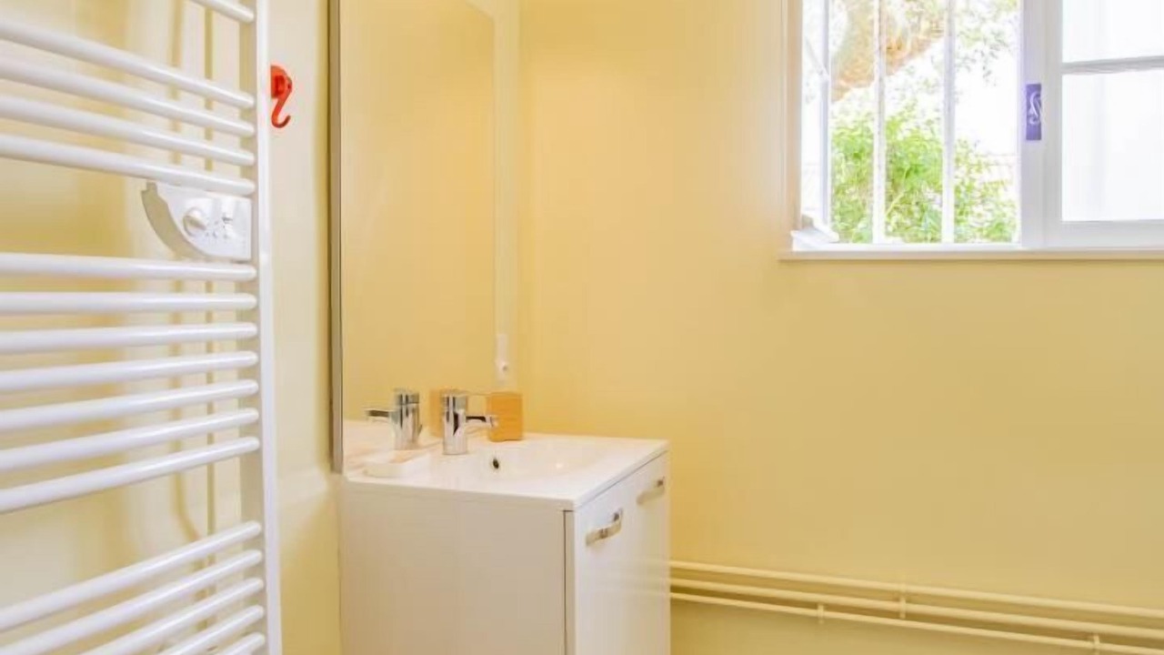 Photo of Bathroom in Aze