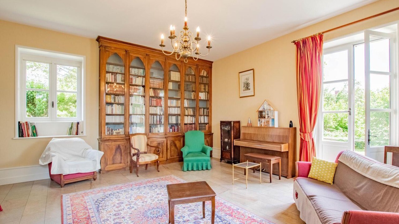 Photo of Livingroom in Aze