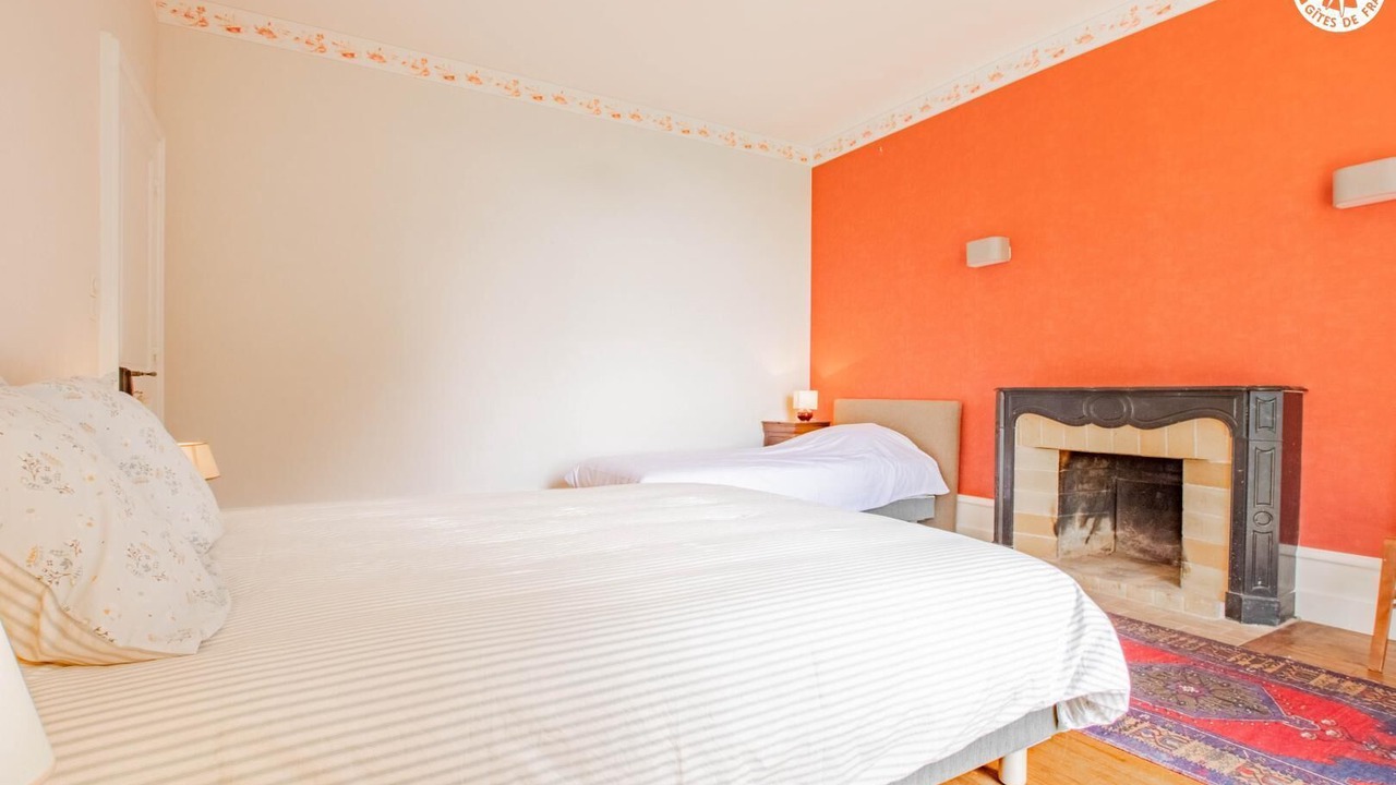 Photo of Bedroom in Aze