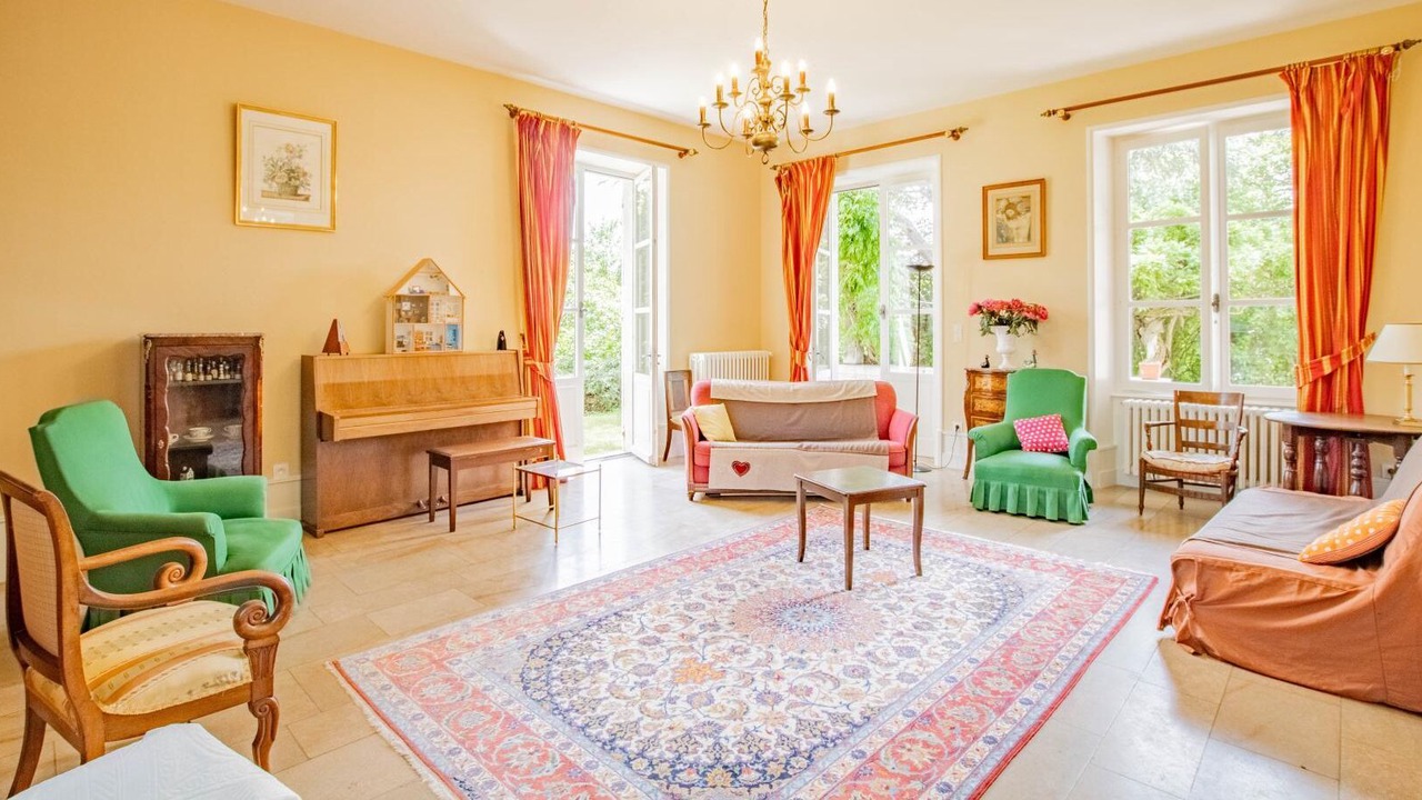 Photo of Livingroom in Aze
