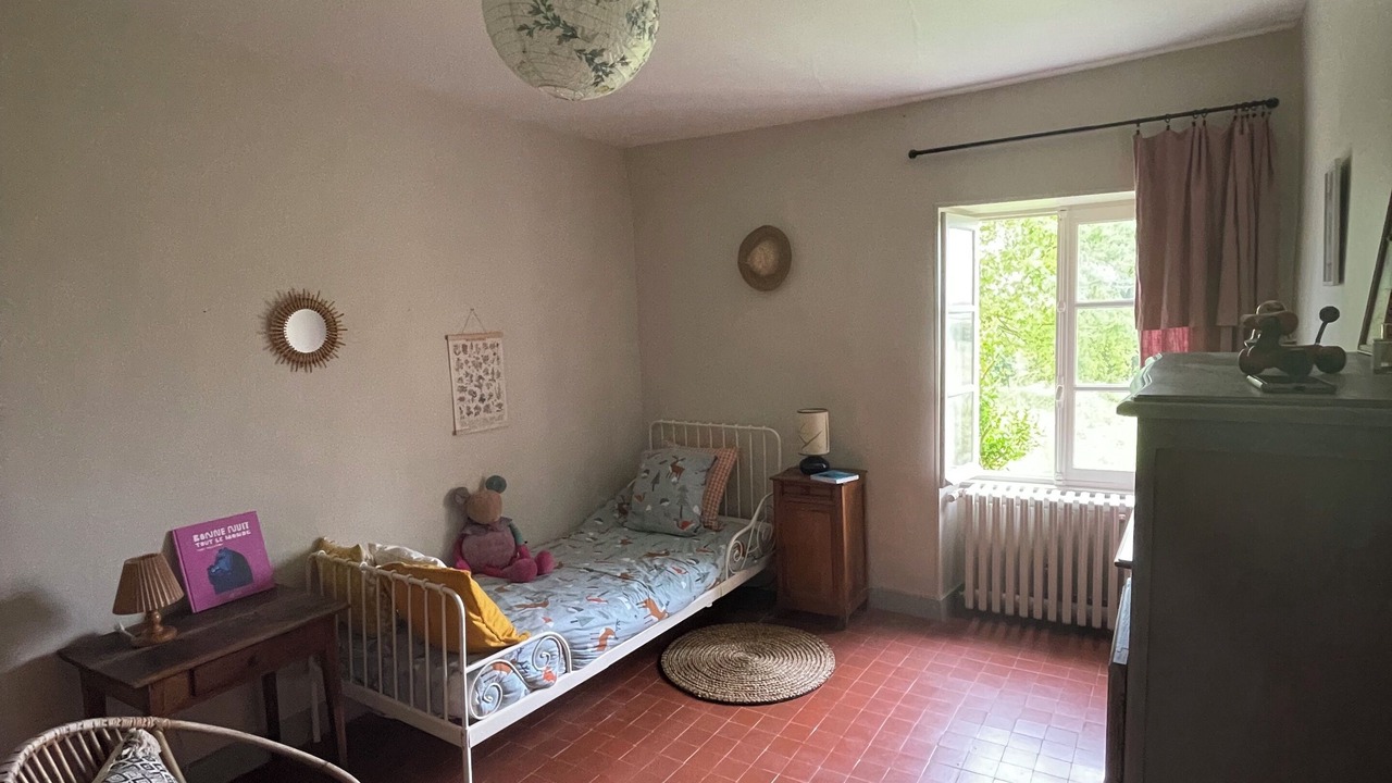 Photo of Bedroom in Germenay