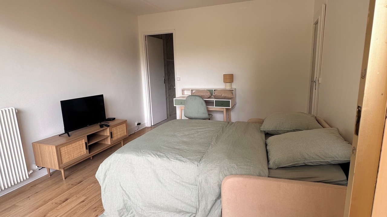 Photo of Bedroom in Fontenay-aux-Roses