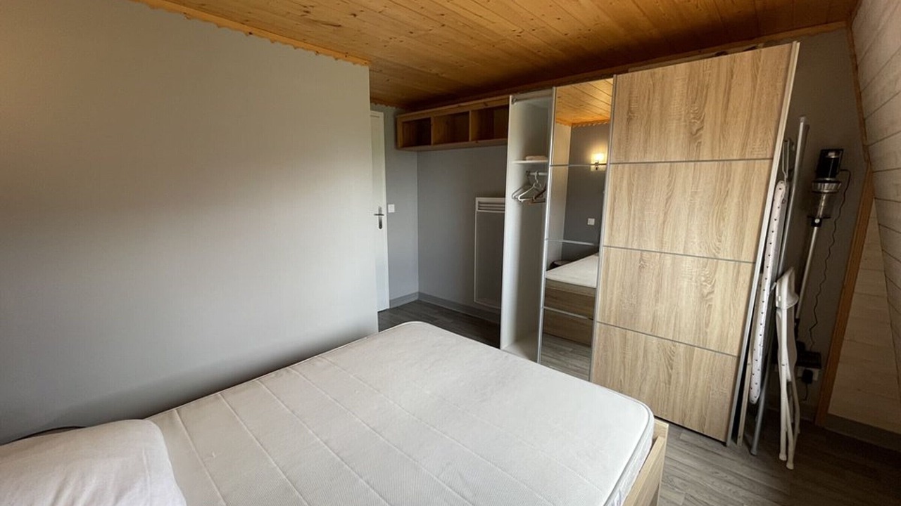 Photo of Bedroom in Saint-Jacques-des-Blats