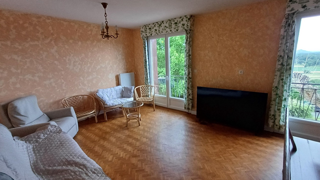 Photo of Livingroom in Orbeil
