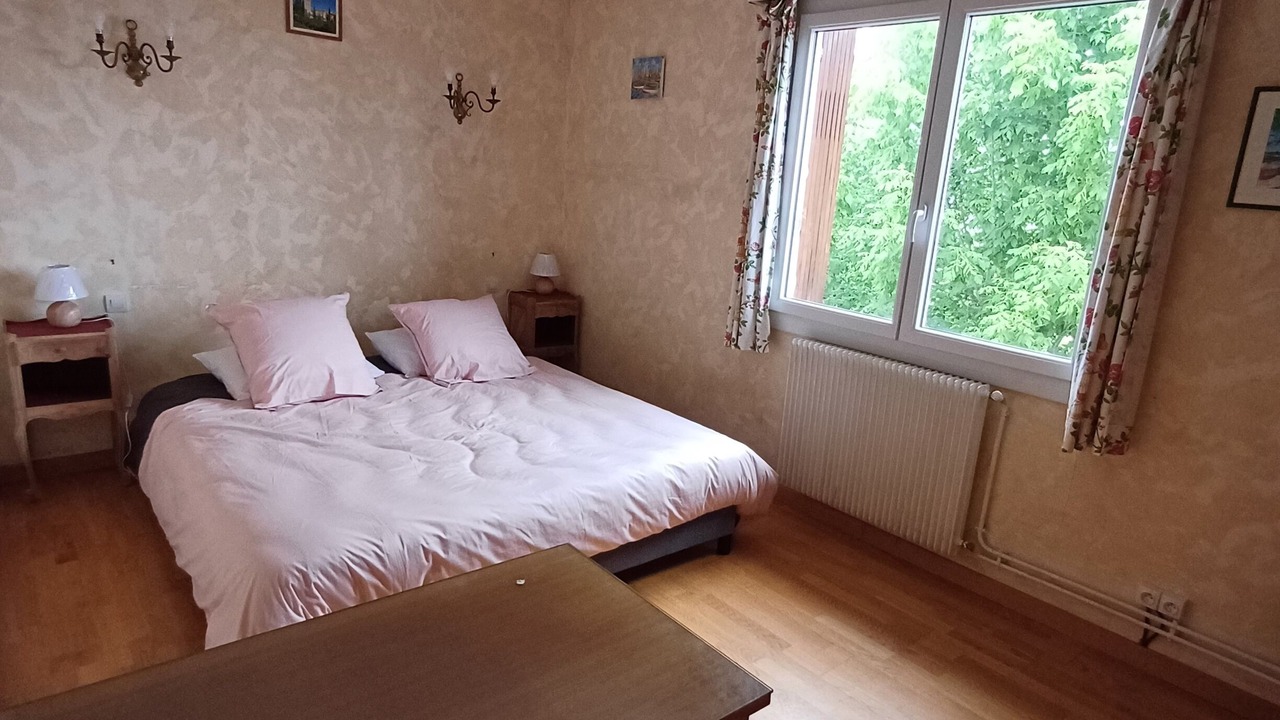 Photo of Bedroom in Orbeil