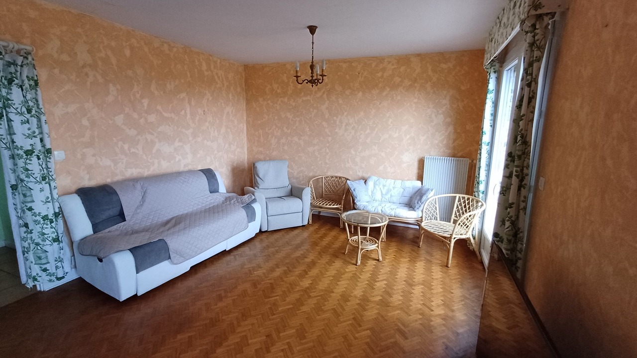 Photo of Livingroom in Orbeil