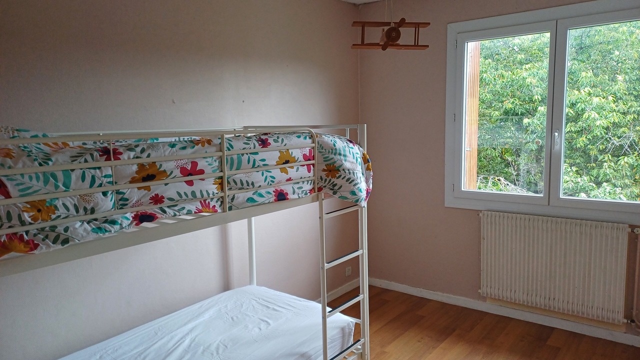 Photo of Bedroom in Orbeil