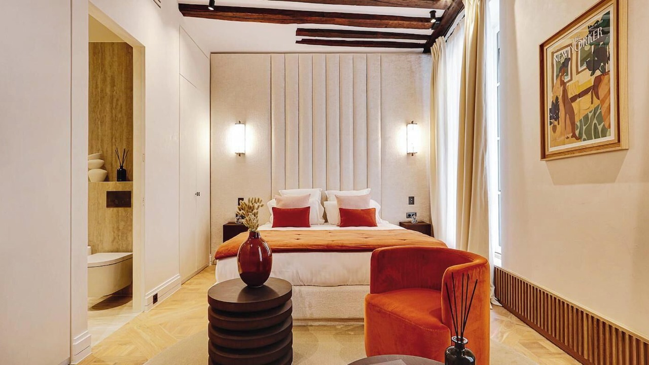 Photo of Bedroom in 6th Arrondissement