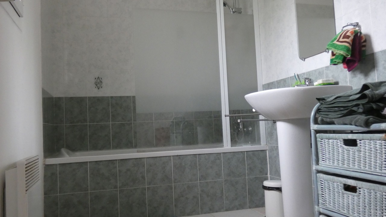 Photo of Bathroom in Mormoiron