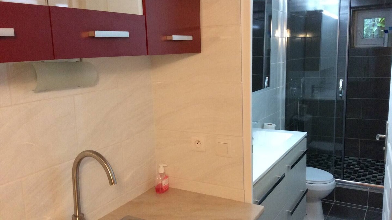 Photo of Bathroom in La Ville-du-Bois