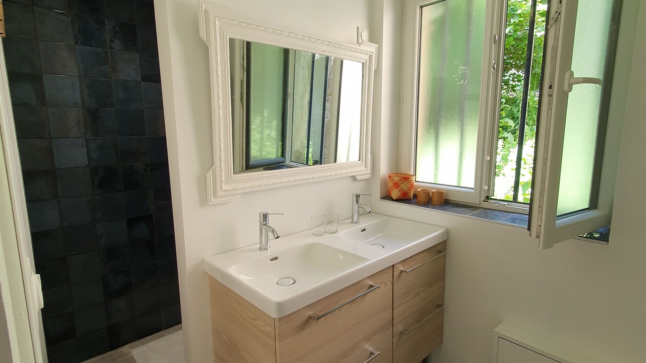 Photo of Bathroom in Dieulefit