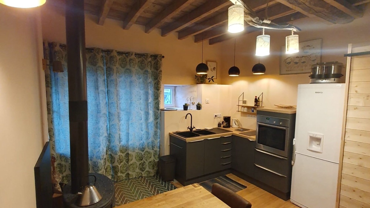 Photo of Kitchen in Lucy-sur-Cure