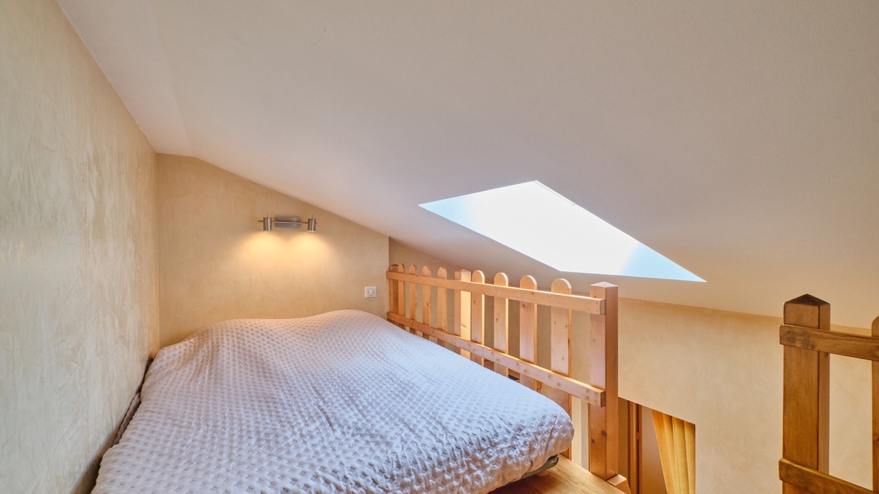 Photo of Bedroom in Saint-Antoine-l'Abbaye