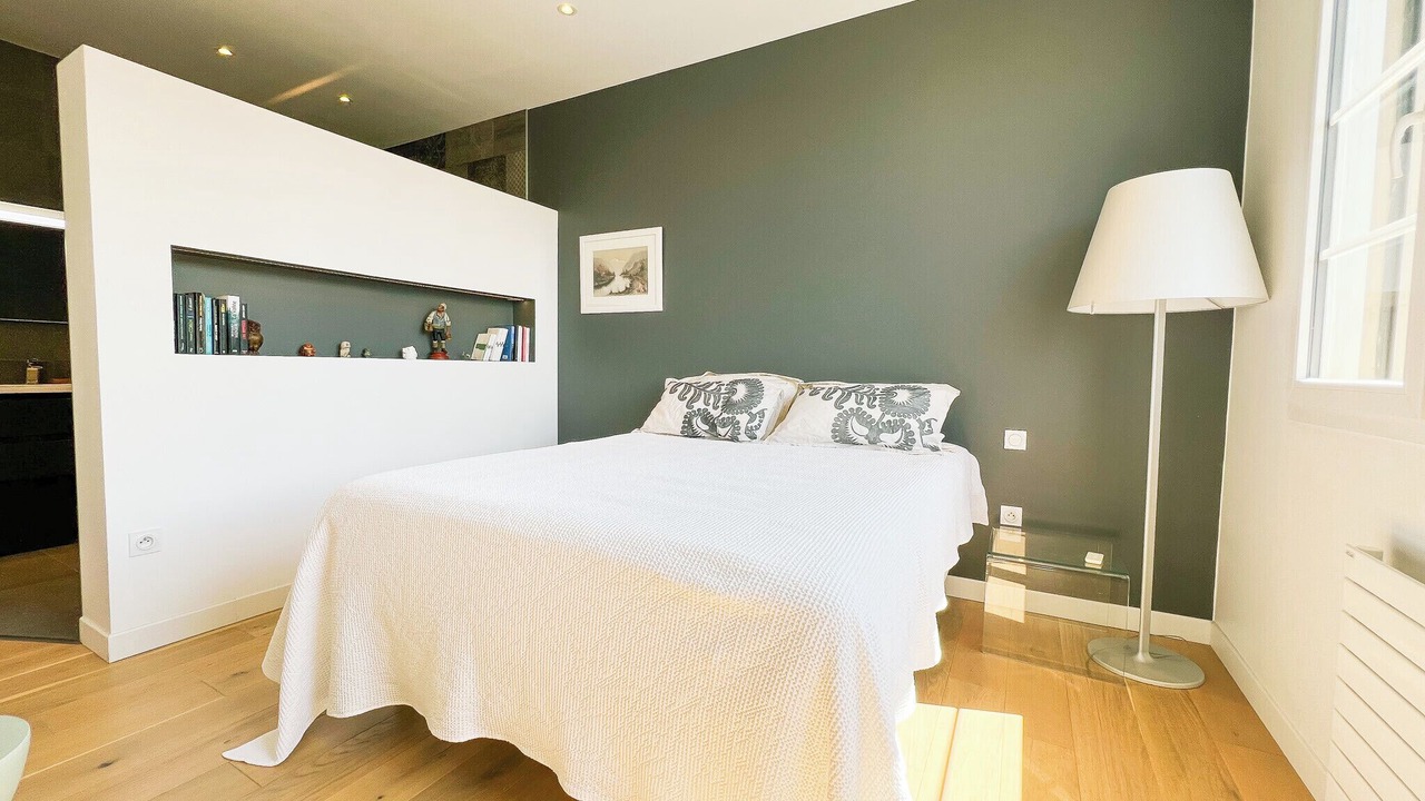 Photo of Bedroom in Grenoble City Centre