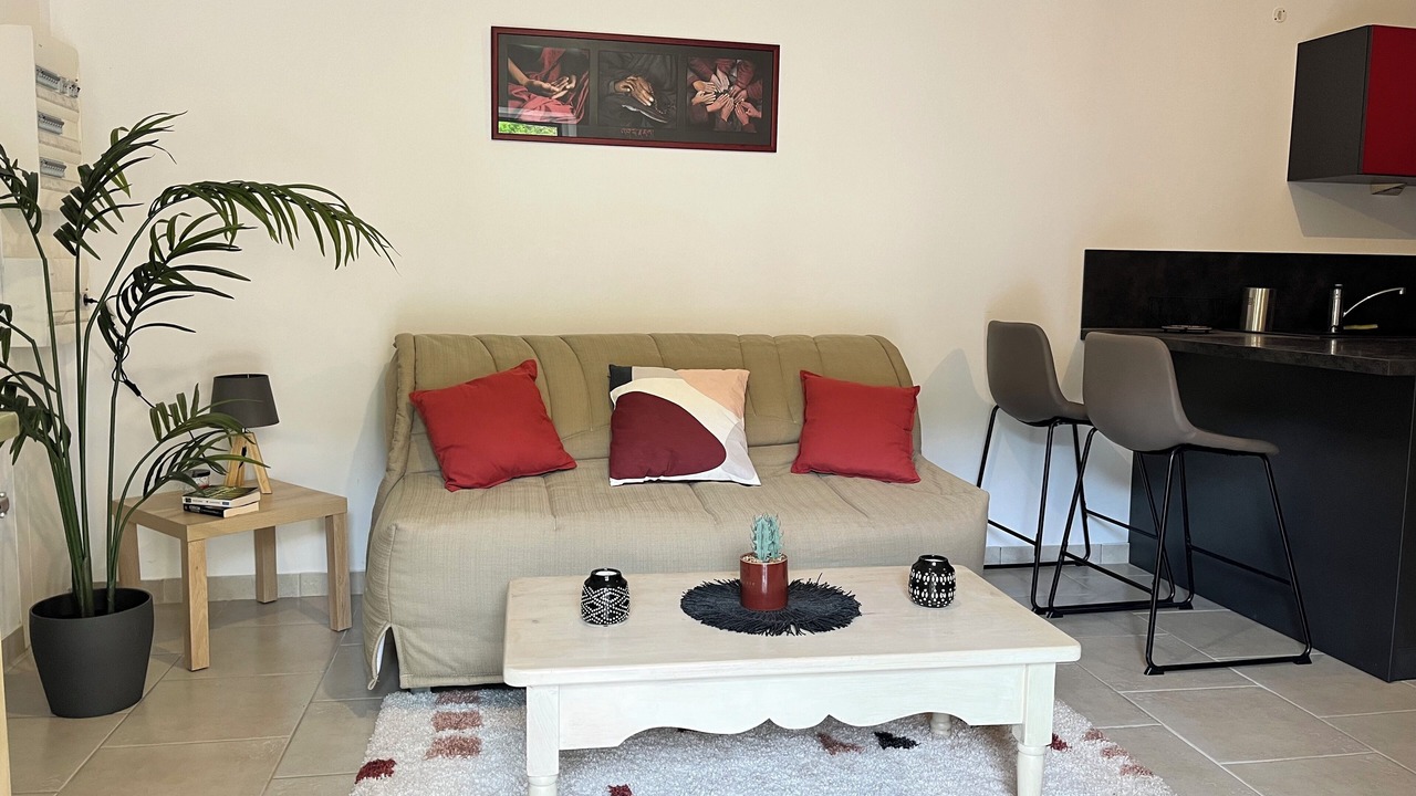 Photo of Livingroom in Saint-Nazaire-le-Desert