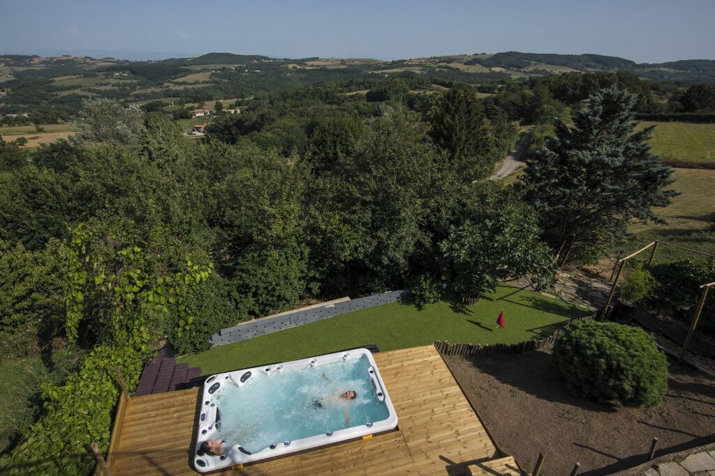 Photo of Outdoor in Champis