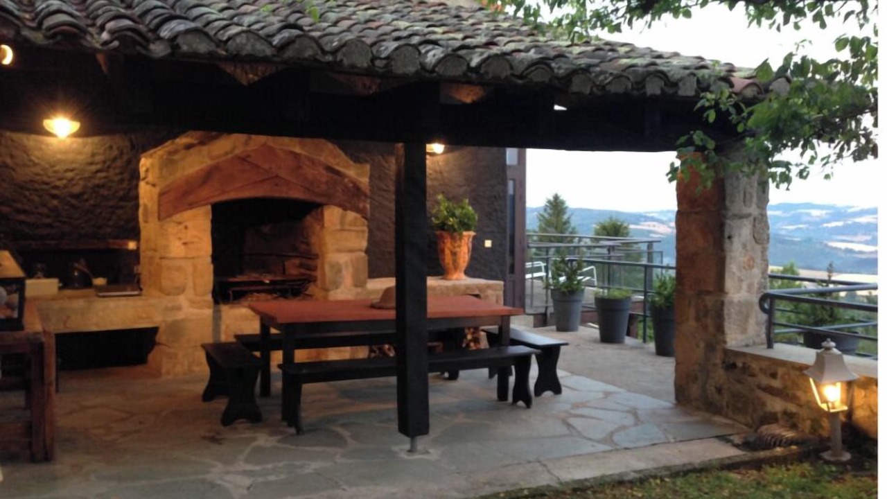 Photo of Outdoor in Champis