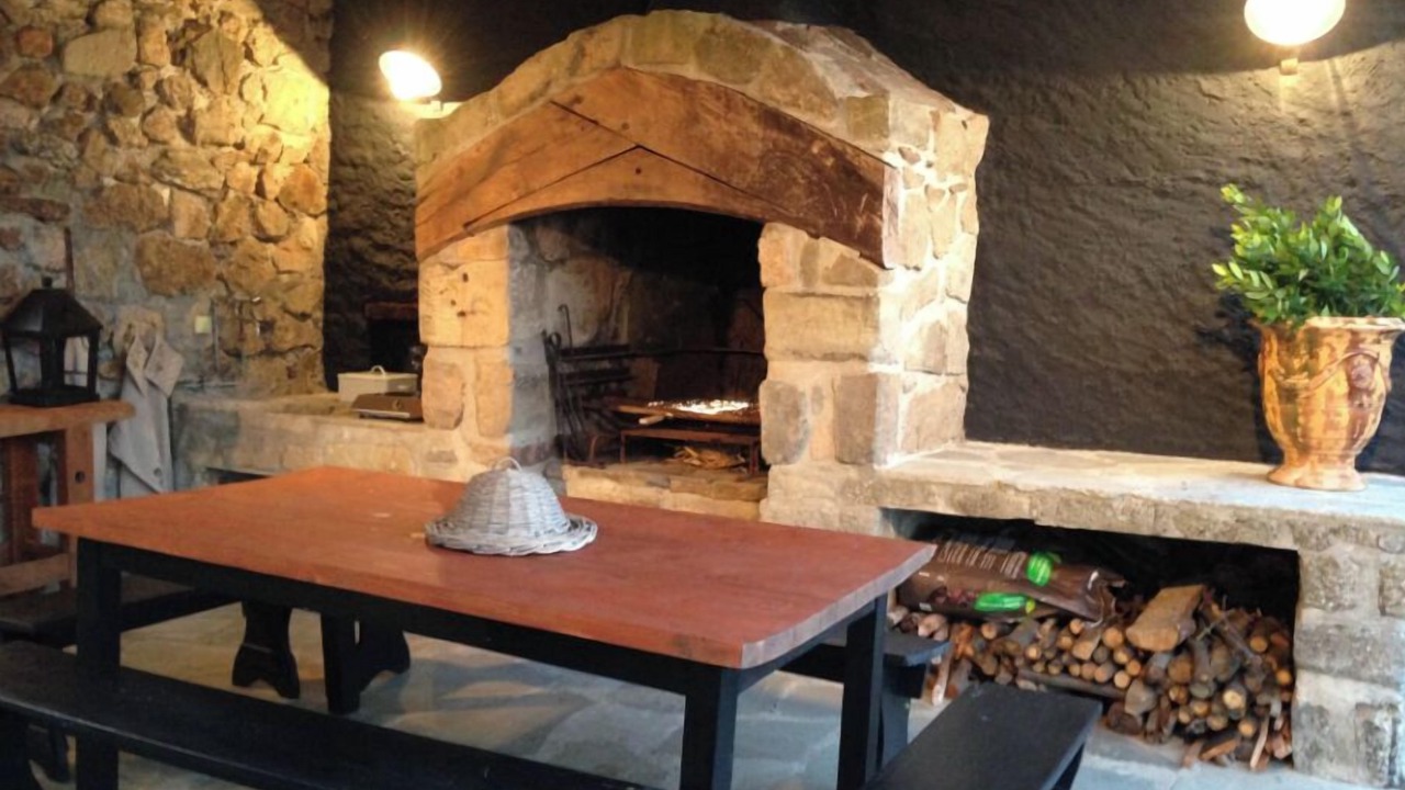 Photo of Outdoor in Champis