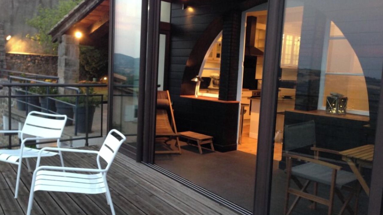 Photo of Outdoor in Champis