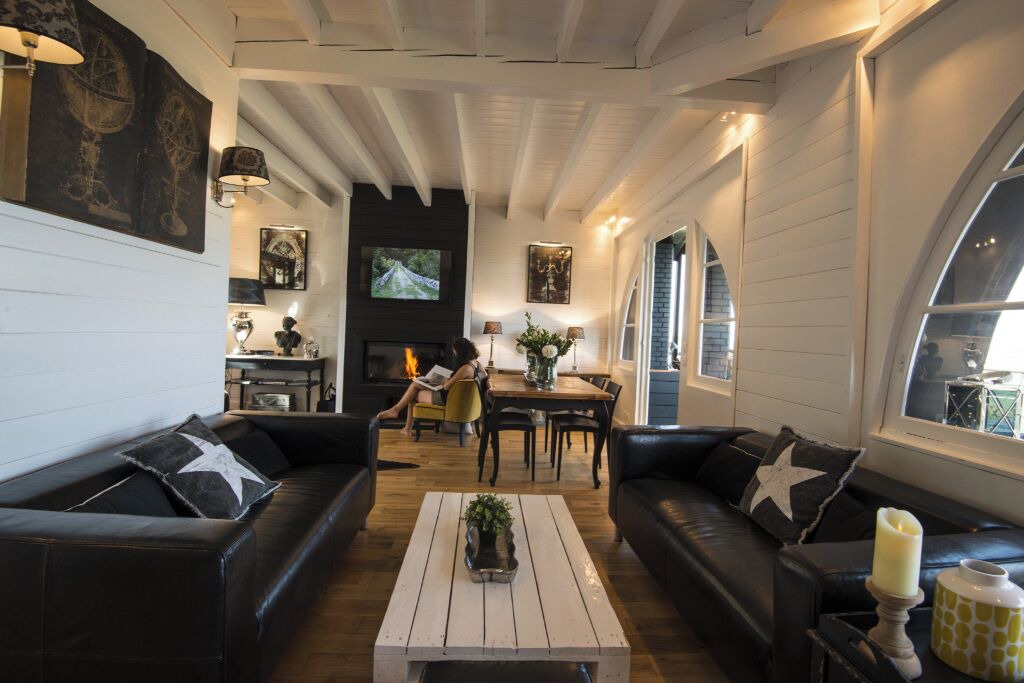 Photo of Livingroom in Champis
