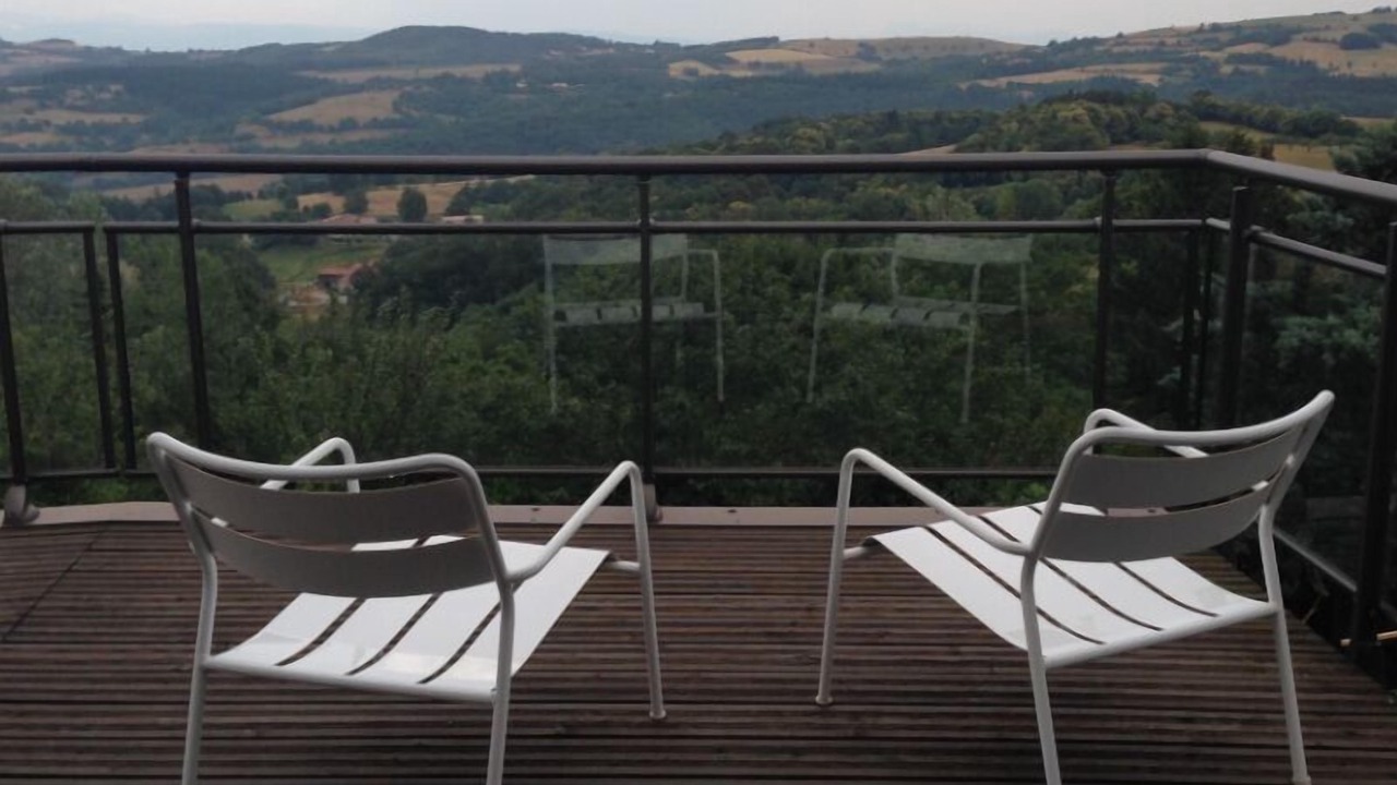 Photo of Outdoor in Champis