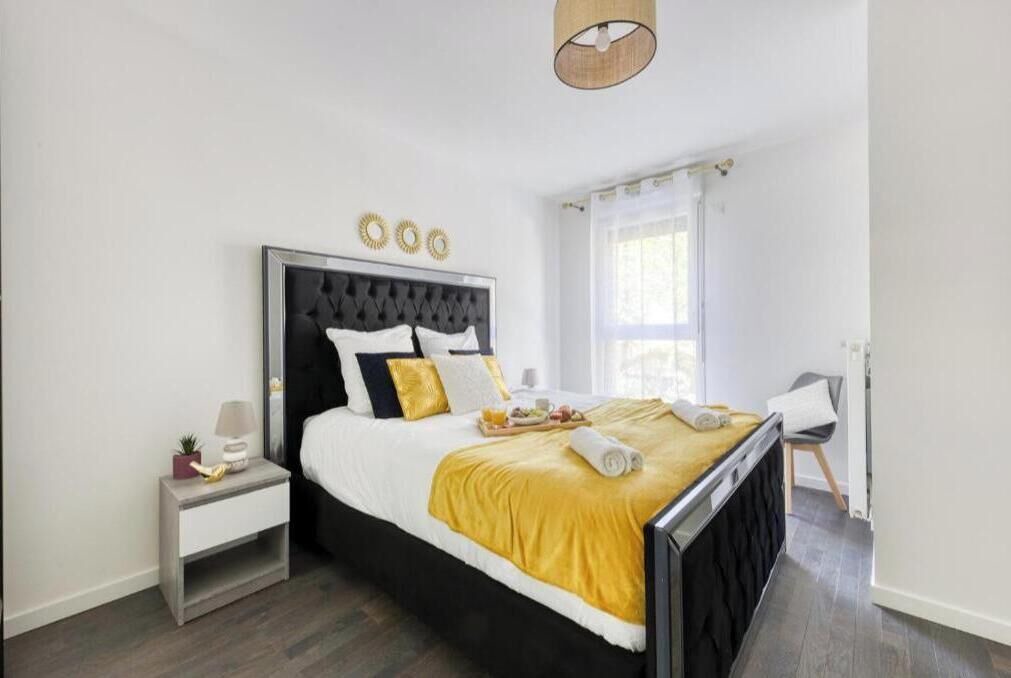 Photo of Bedroom in Alfortville