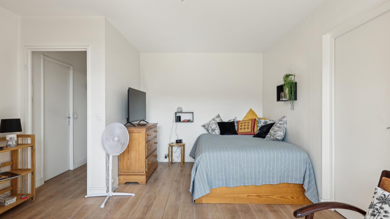 Photo of Bedroom in 13th Arrondissement