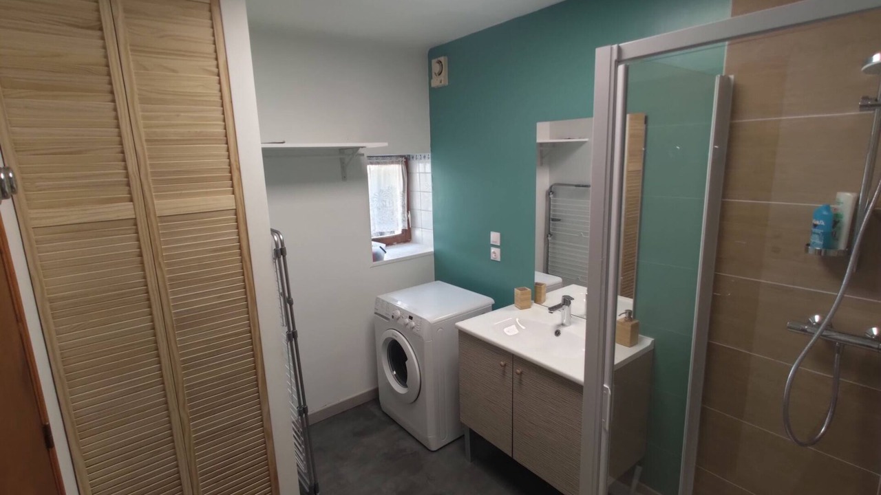 Photo of Bathroom in Lect