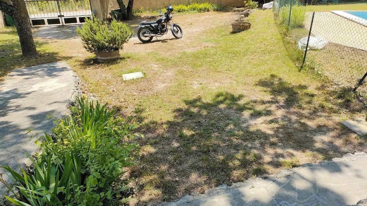 Photo of Outdoor in Malemort-du-Comtat